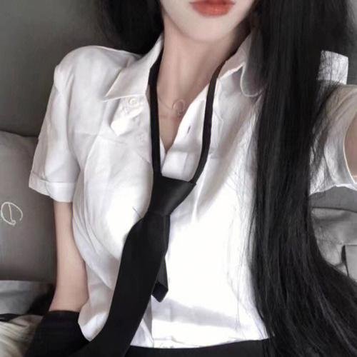 当雏菊邂逅少女